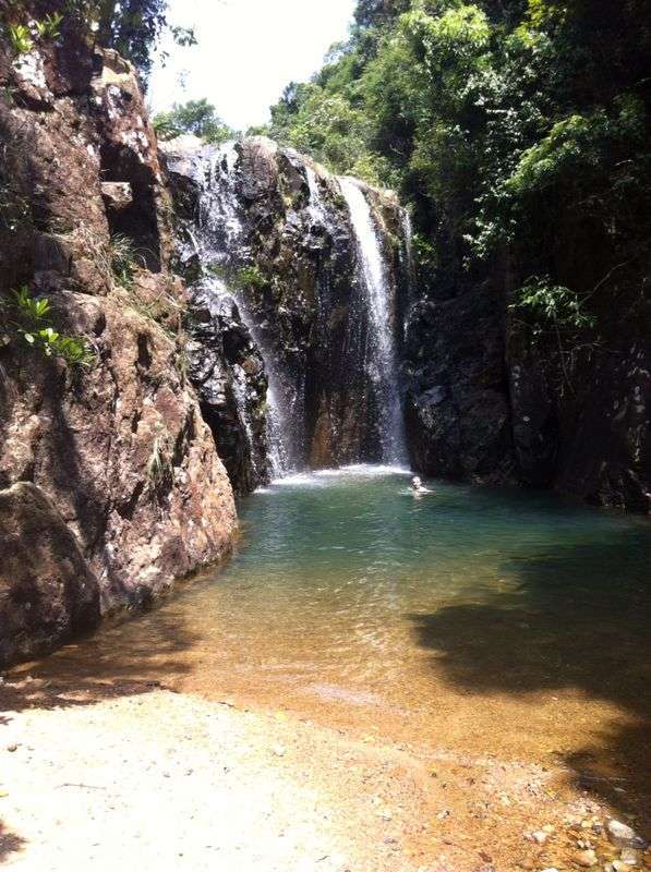 Hong Kong hidden highlights - Swimming in the waterfalls by Tai Tam reservoir that you pass by on the Hong Kong Trail