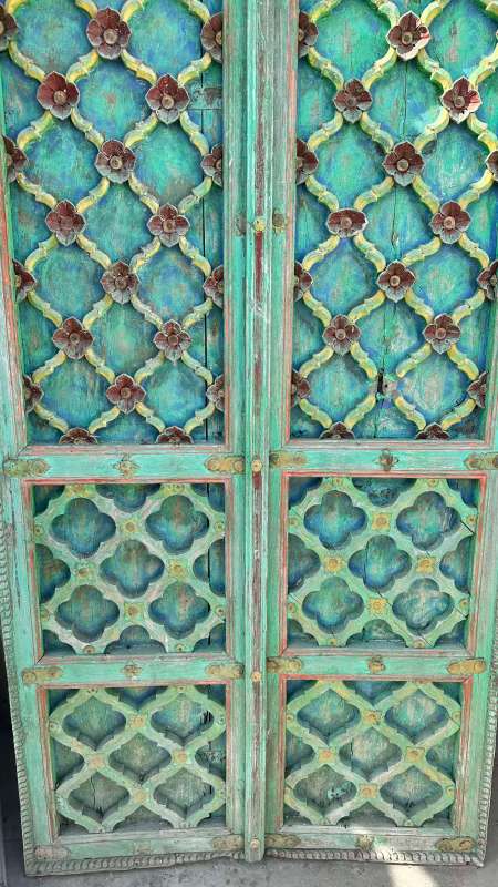 One of the doorway entrances to the Lala Art School right in the centre of Udaipur