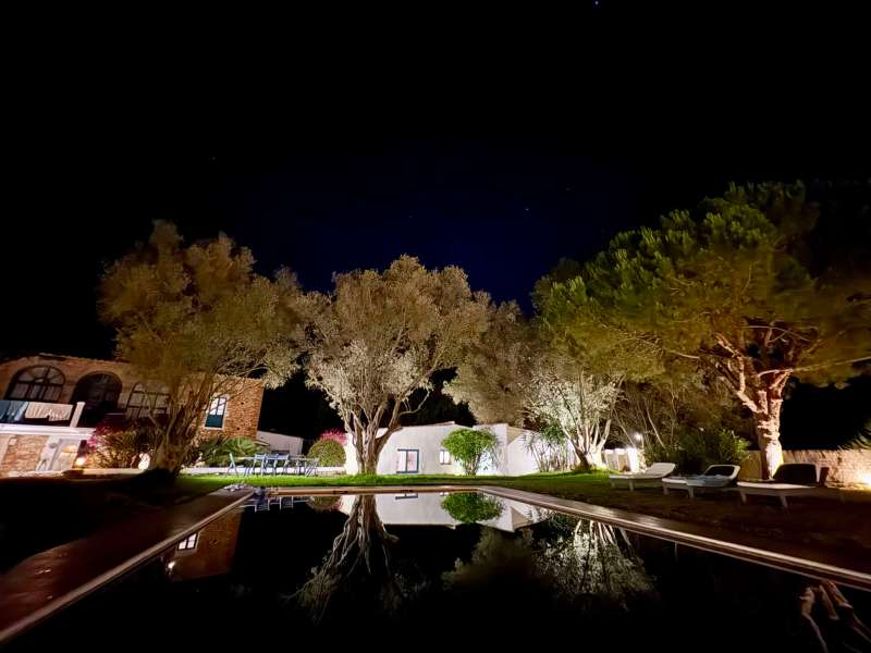 Casa Giotto Extra benefit of staying outside of the two main towns is some wonderfully quiet evenings, in sharp contrast to the mayhem just 20mins away