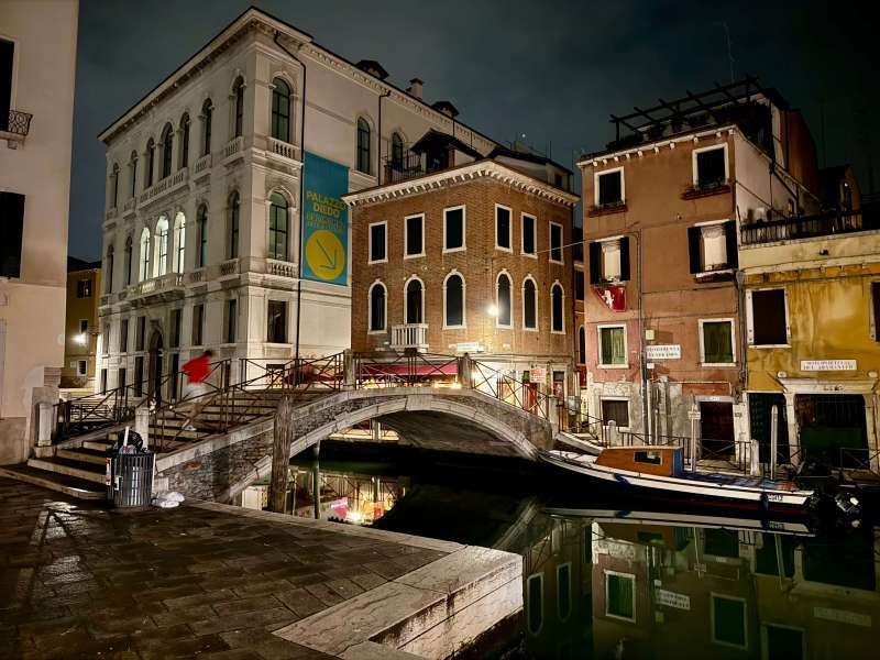 Venice in January - Ponte Santa Fosca in Central Cannaregio at night