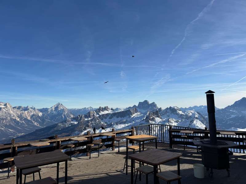 Waiting 10mins and having the Lagazuoi Refugio, and its views, all to yourself