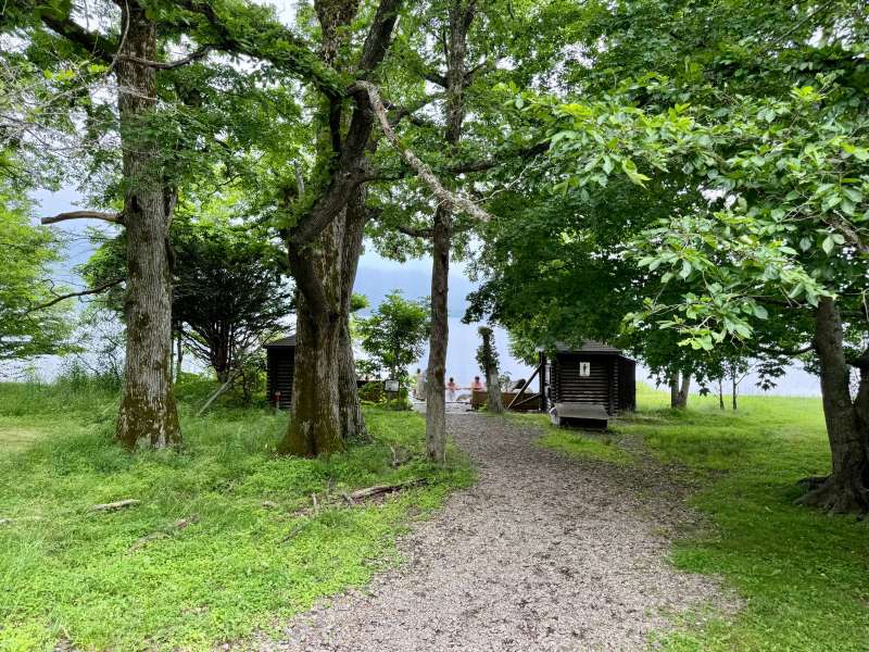 Hokkaido road trip - the path to Kotan Onsen on the shore of Lake Kussharo